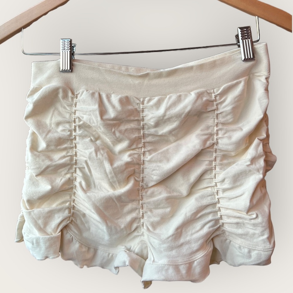 Free People Ruched Stretch Shorts Cream M/L